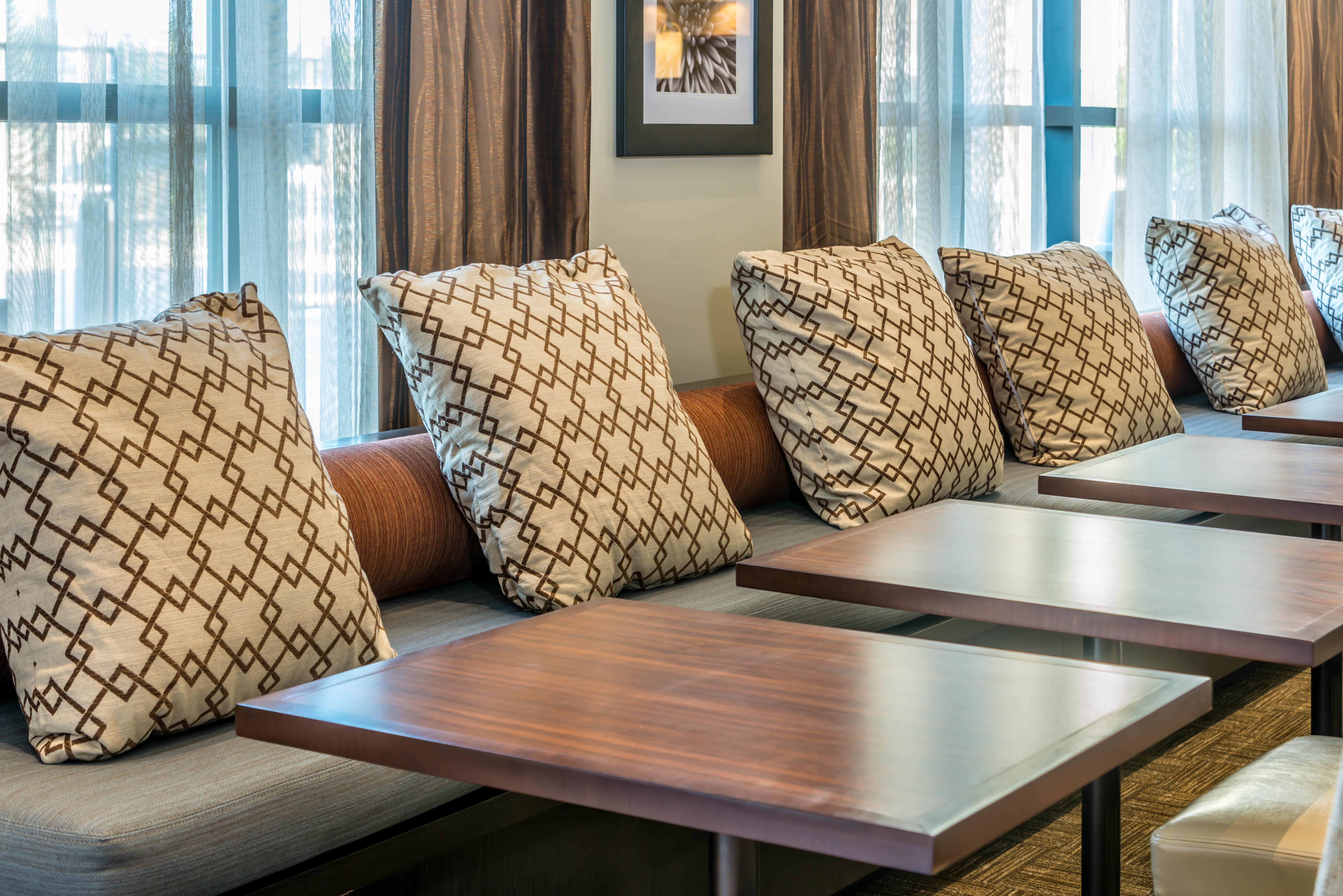 Staybridge Suites Sacramento-Folsom By Ihg מראה חיצוני תמונה