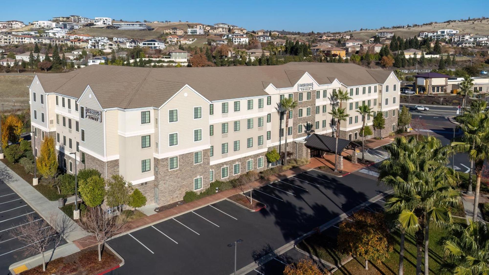 Staybridge Suites Sacramento-Folsom By Ihg מראה חיצוני תמונה