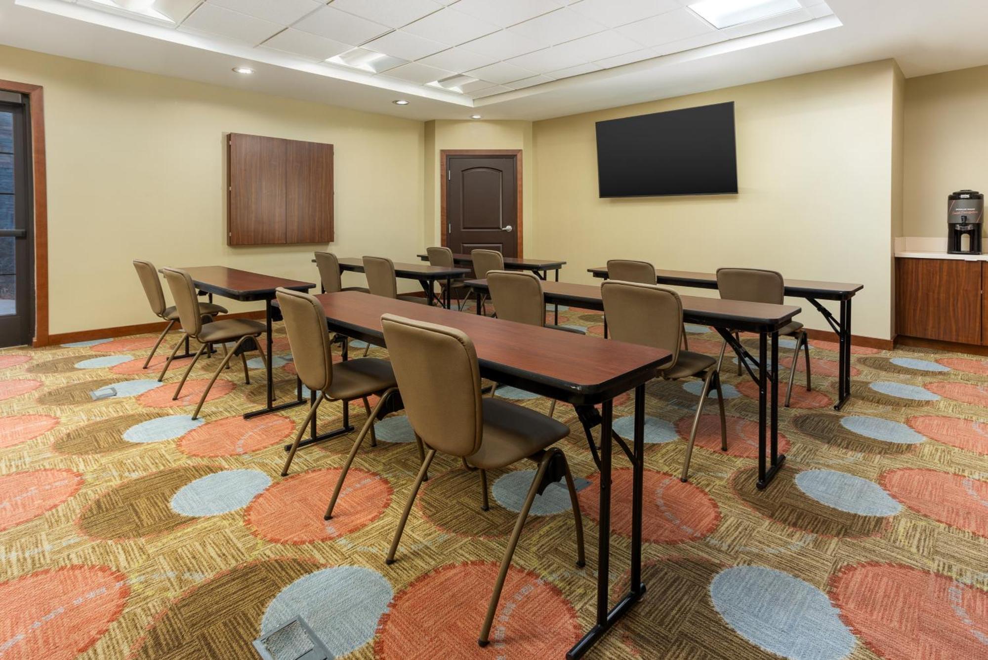 Staybridge Suites Sacramento-Folsom By Ihg מראה חיצוני תמונה