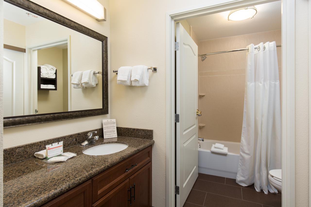 Staybridge Suites Sacramento-Folsom By Ihg מראה חיצוני תמונה
